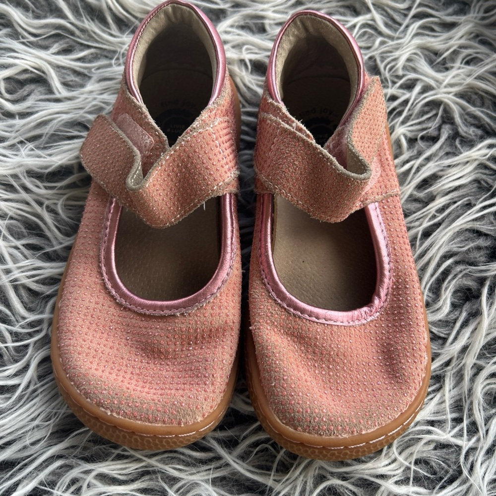 Livie and Luca Shoes, Toddler Size 11 Pink Metallic Girls.